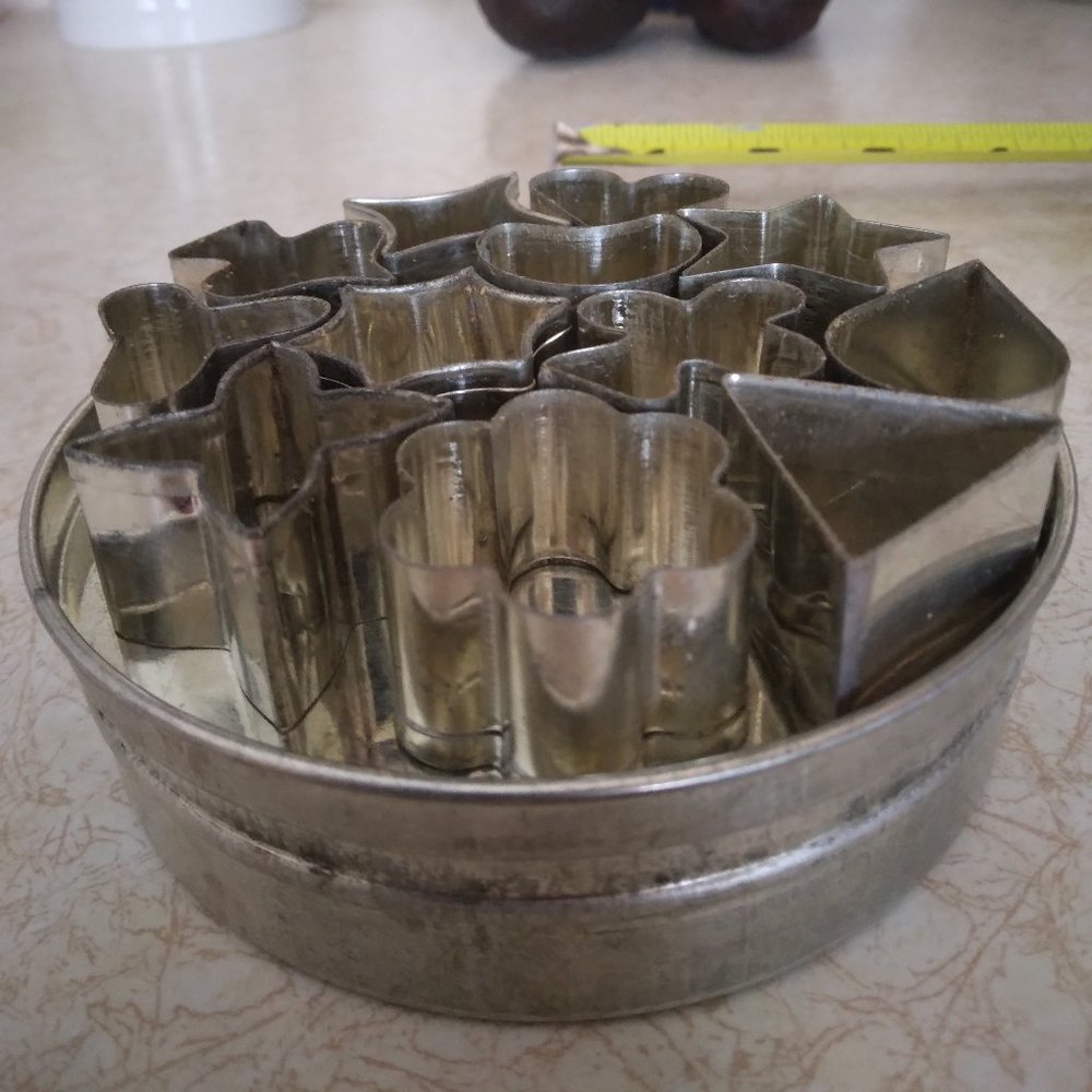 Cookie Cutters, Antique, 12 items in Tin Container